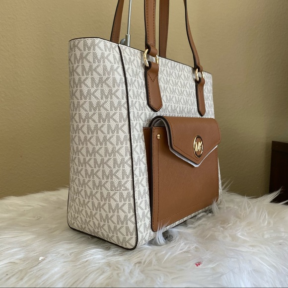 New Michael Kors Joey medium bucket shoulder tote Bag - Picture 3 of 15